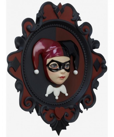 DC Comics Harley Quinn Atomic Misfit Wall Hanging Miscellaneous Collectibles Limited Edition $56.32 Collectibles